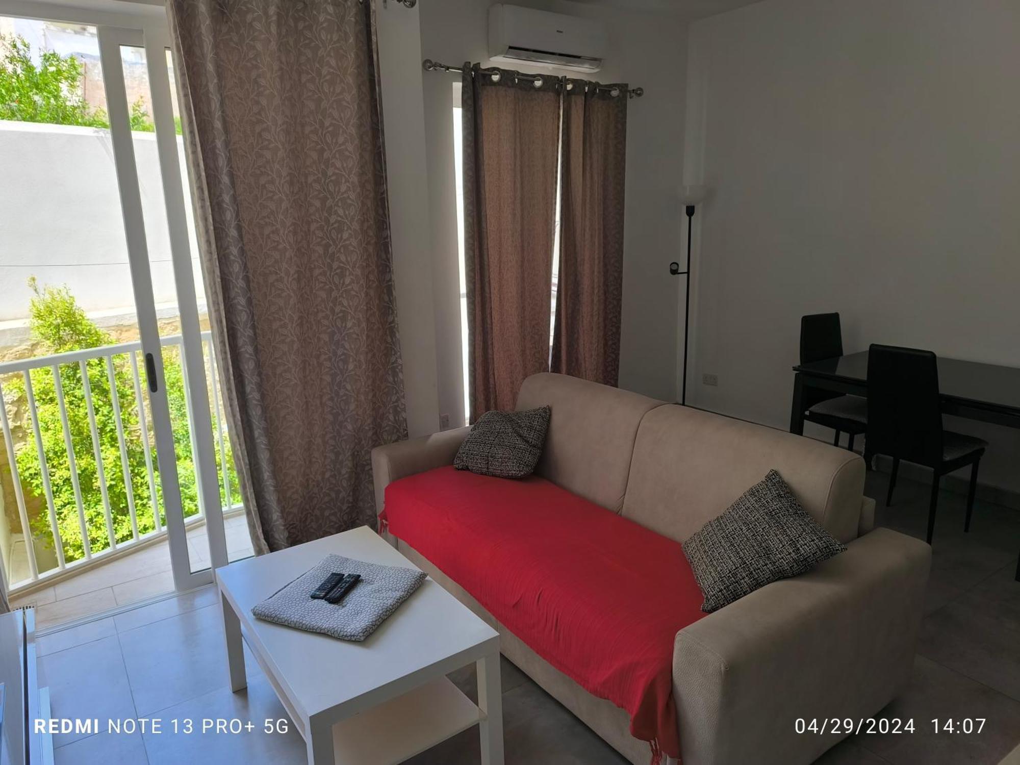 One Bedroom Tea Apartment Il-Gzira 外观 照片