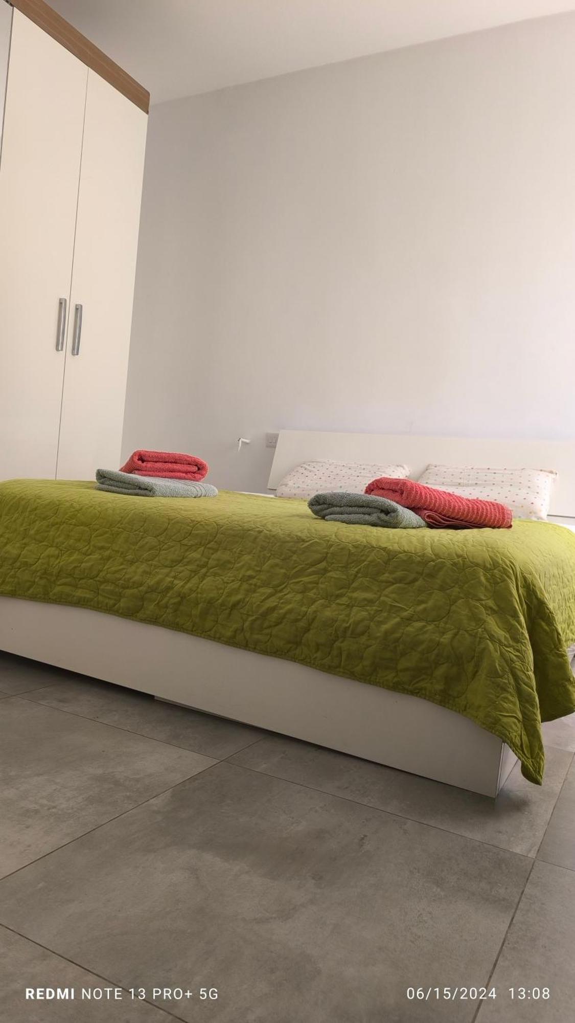 One Bedroom Tea Apartment Il-Gzira 外观 照片