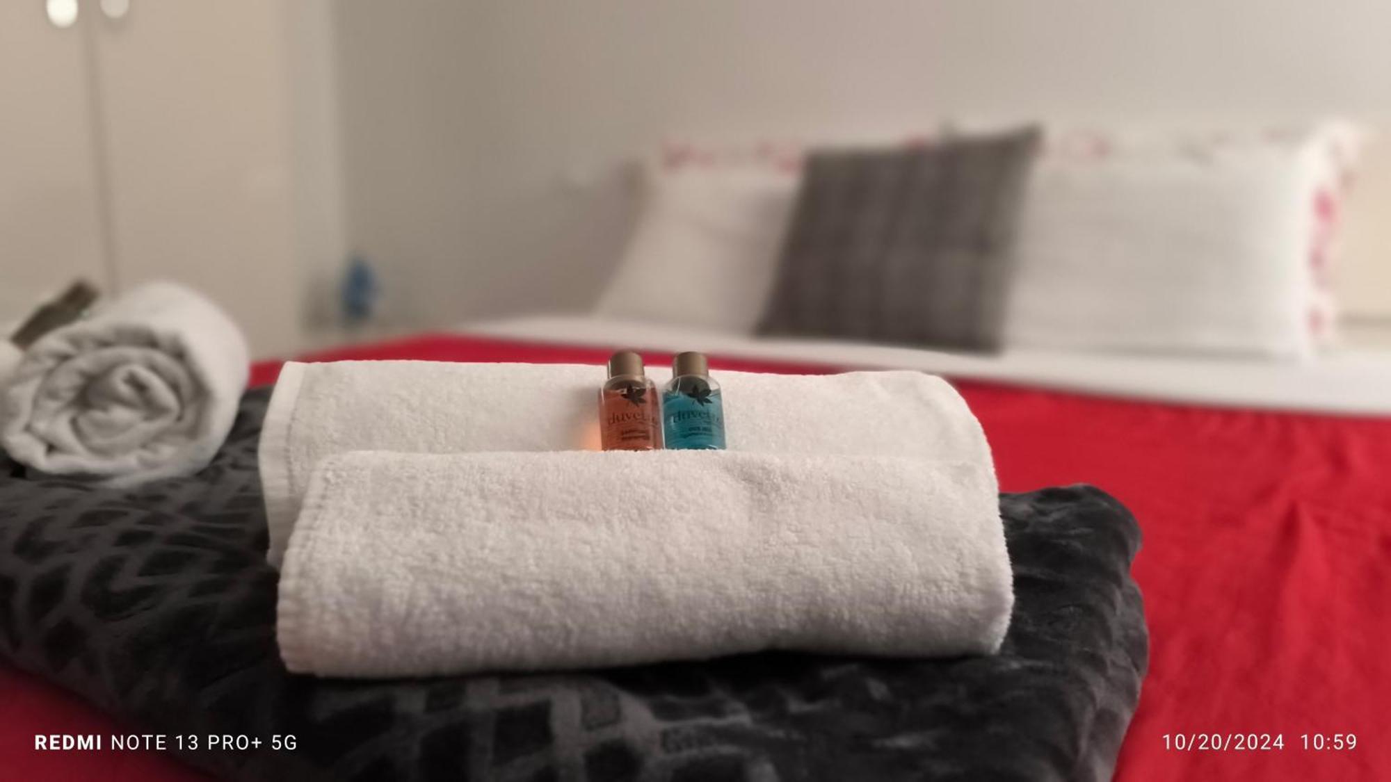 One Bedroom Tea Apartment Il-Gzira 外观 照片