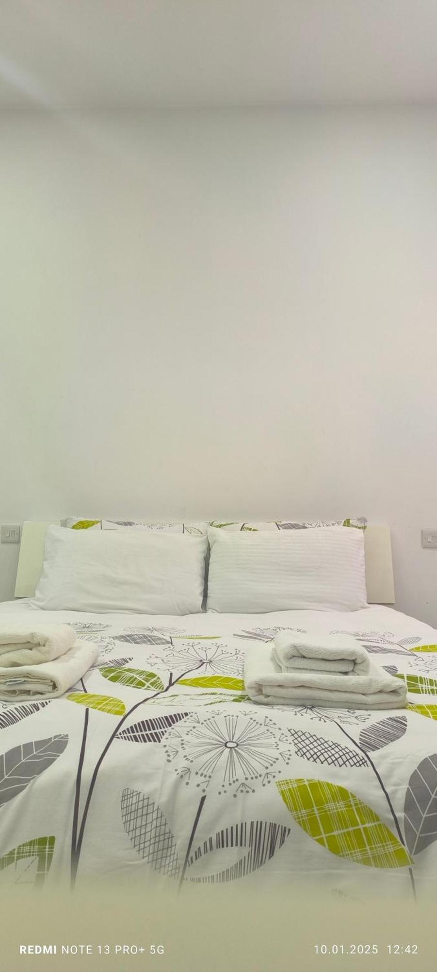 One Bedroom Tea Apartment Il-Gzira 外观 照片