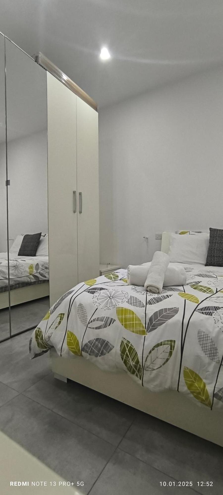 One Bedroom Tea Apartment Il-Gzira 外观 照片